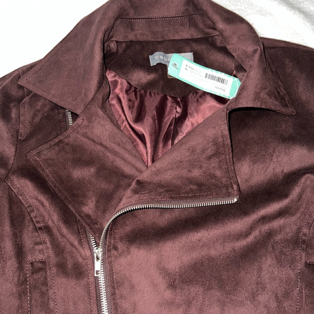Medium Jacket - Picture 2 of 7